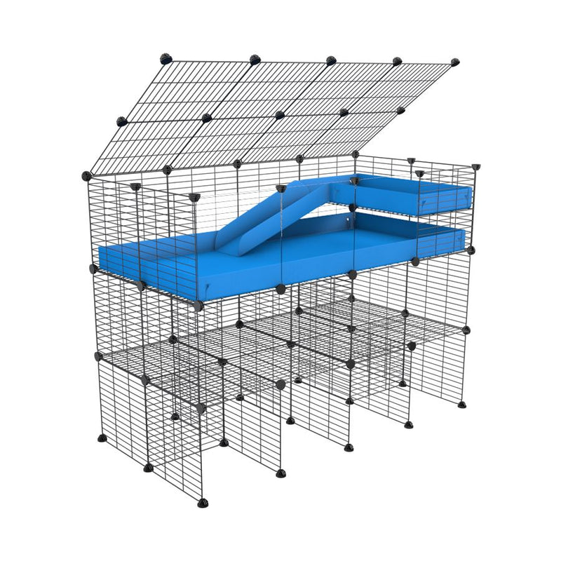 une cavy cage 4x2 pour cochons d'inde avec panneaux transparents en plexiglass avec double rehausseur couvercle loft rampe coroplast bleu et grilles fines de kavee