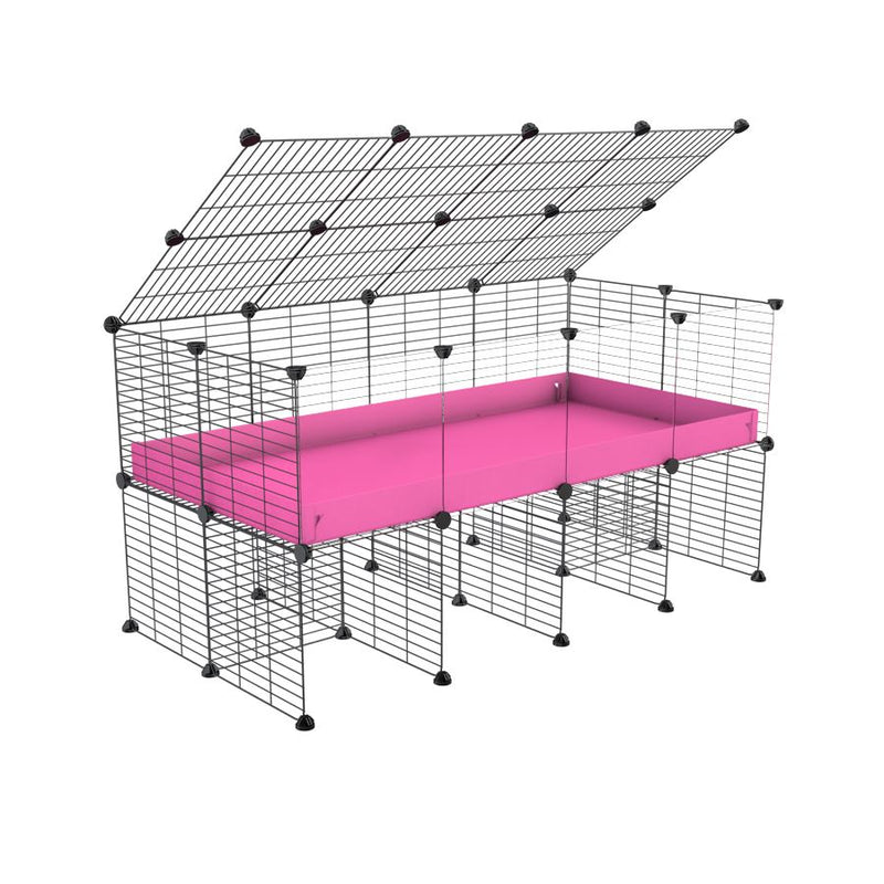 une cavy cage 4x2 avec panneaux transparents en plexiglass  pour cochons d'inde avec rehausseur couvercle correx rose et grilles fines de kavee france