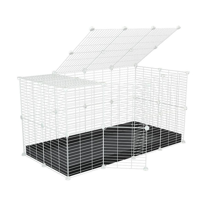 Une cavy cage 4x2 pour lapins avec couvercle un coroplast noir et des grilles blanches a barreaux etroits par kavee