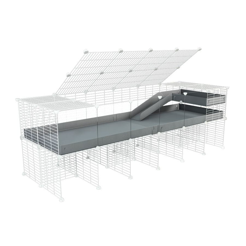 une cavy cage 6x2 avec panneaux transparents en plexiglass  pour cochons d'inde avec rehausseur couvercle loft rampe coroplast gris et grilles blanches kavee france