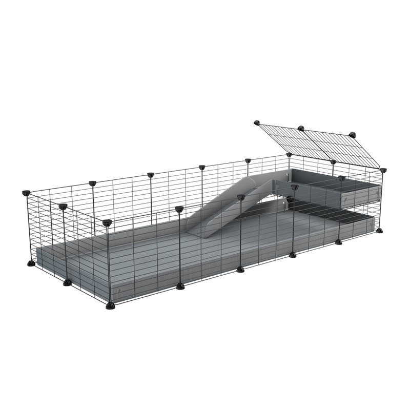 une cavy cage 5x2 pour cochons d'inde avec une rampe une mezzanine un coroplast gris et grilles fines sans danger de kavee