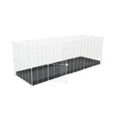 Une cavy cage 6x2 pour lapin avec un coroplast noir et des grilles blanches a maillage fin par kavee