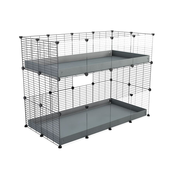 Une cavy cage double deux etages 4x2  avec panneaux transparents en plexiglass  pour cochons d'inde avec coroplast gris et grilles avec barreaux etroits par Kavee