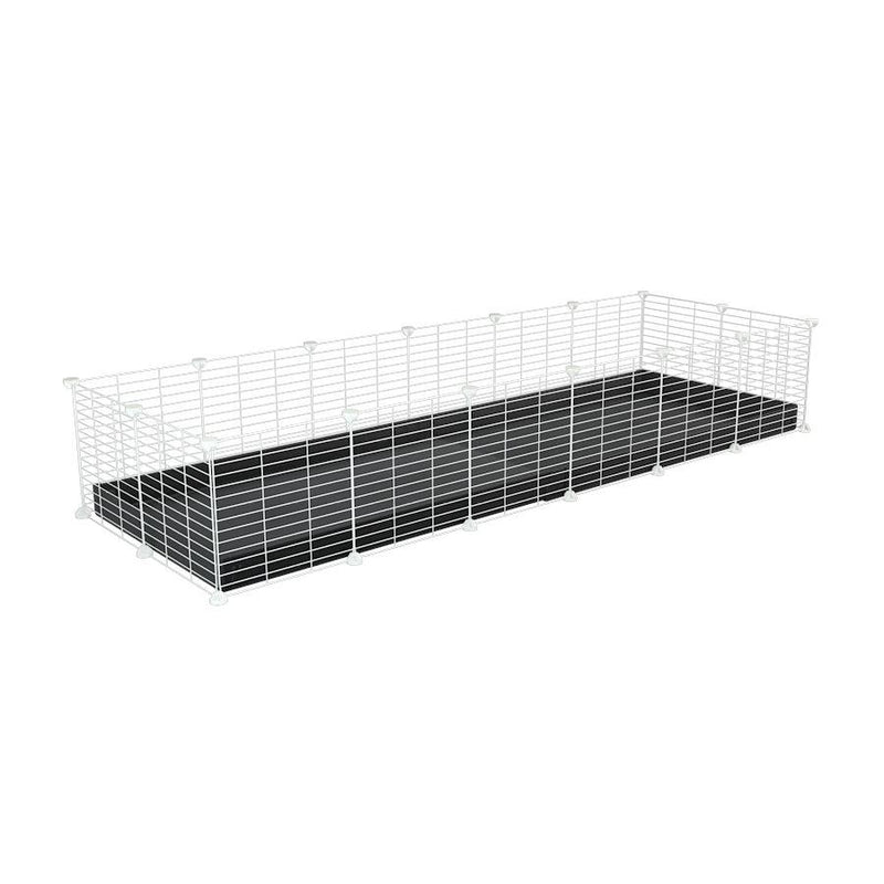 une cavy cage 6x2 pour cochons d'inde avec coroplast noir et grilles blanches fines avec petits trous de kavee