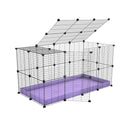 Une cavy cage 4x2 modulaire pour lapins avec un couvercle un coroplast mauve et des grilles a maillage fin par kavee