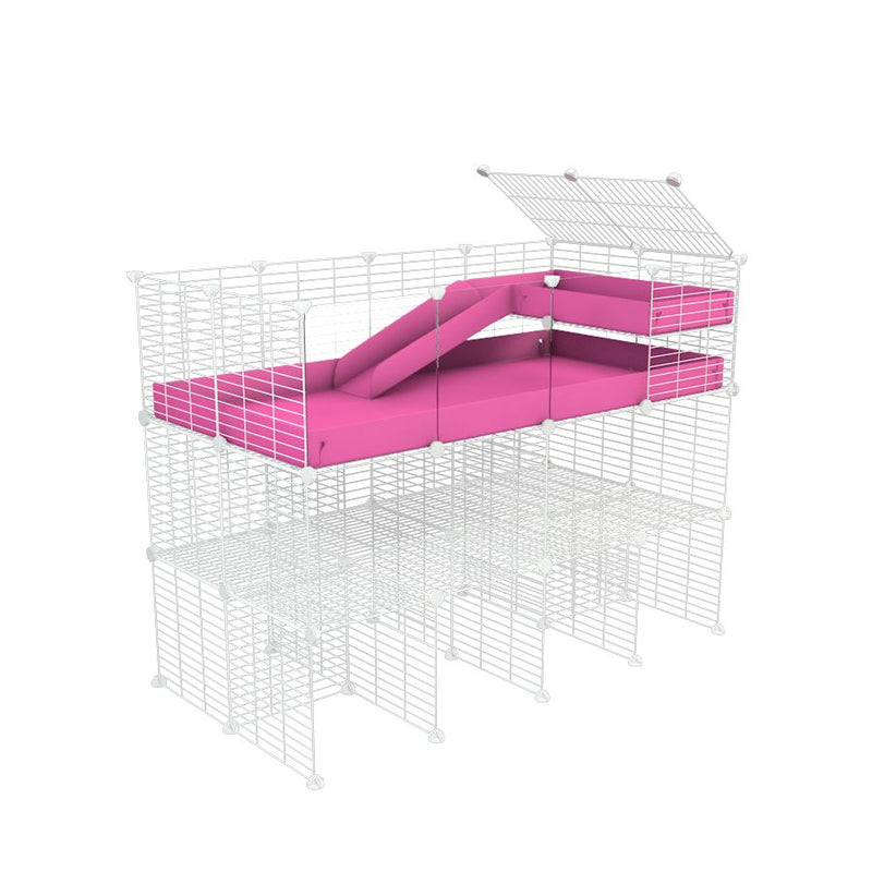 une cavy cage 4x2 pour cochons d'inde  avec panneaux transparents en plexiglass avec double rehausseur loft rampe coroplast rose et grilles blanches fines de kavee