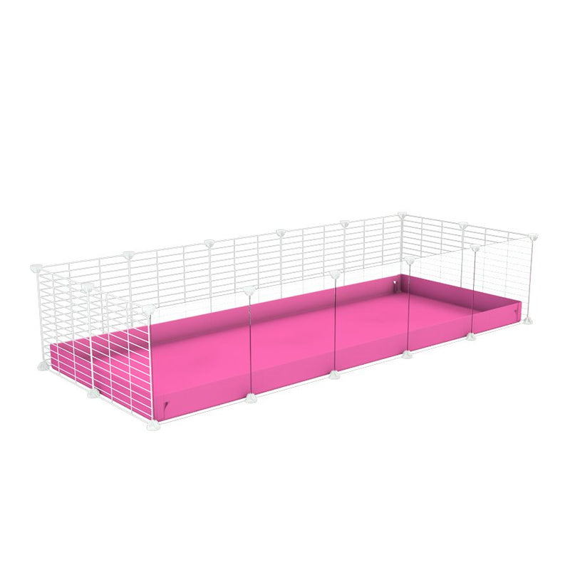 une cavy cage 5x2 avec panneaux transparents en plexiglass  pour cochons d'inde avec coroplast rose et grilles blanches fines avec petits trous de kavee
